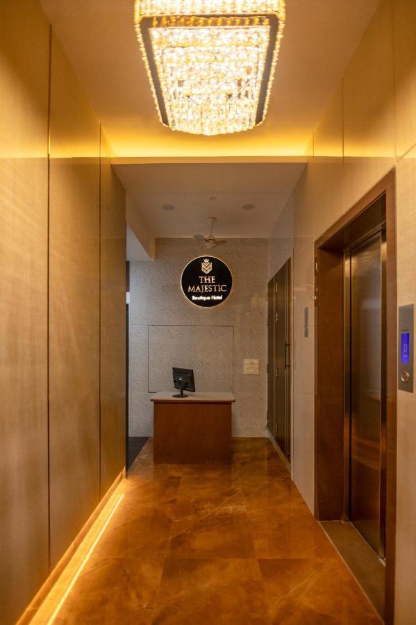 The Majestic Boutique Hotel ムンバイ エクステリア 写真